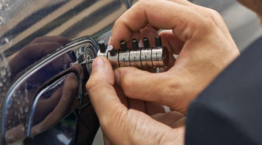 Expert Emergency Roof Repairs services in Delmar, NY